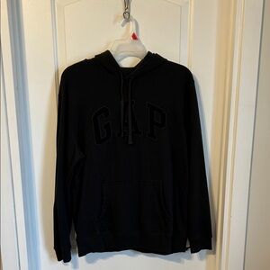 GAP Men's Hoodie in Classic Black